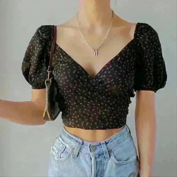 Urban Outfitter Floral Ruched Wrap Top - Picture 1 of 8